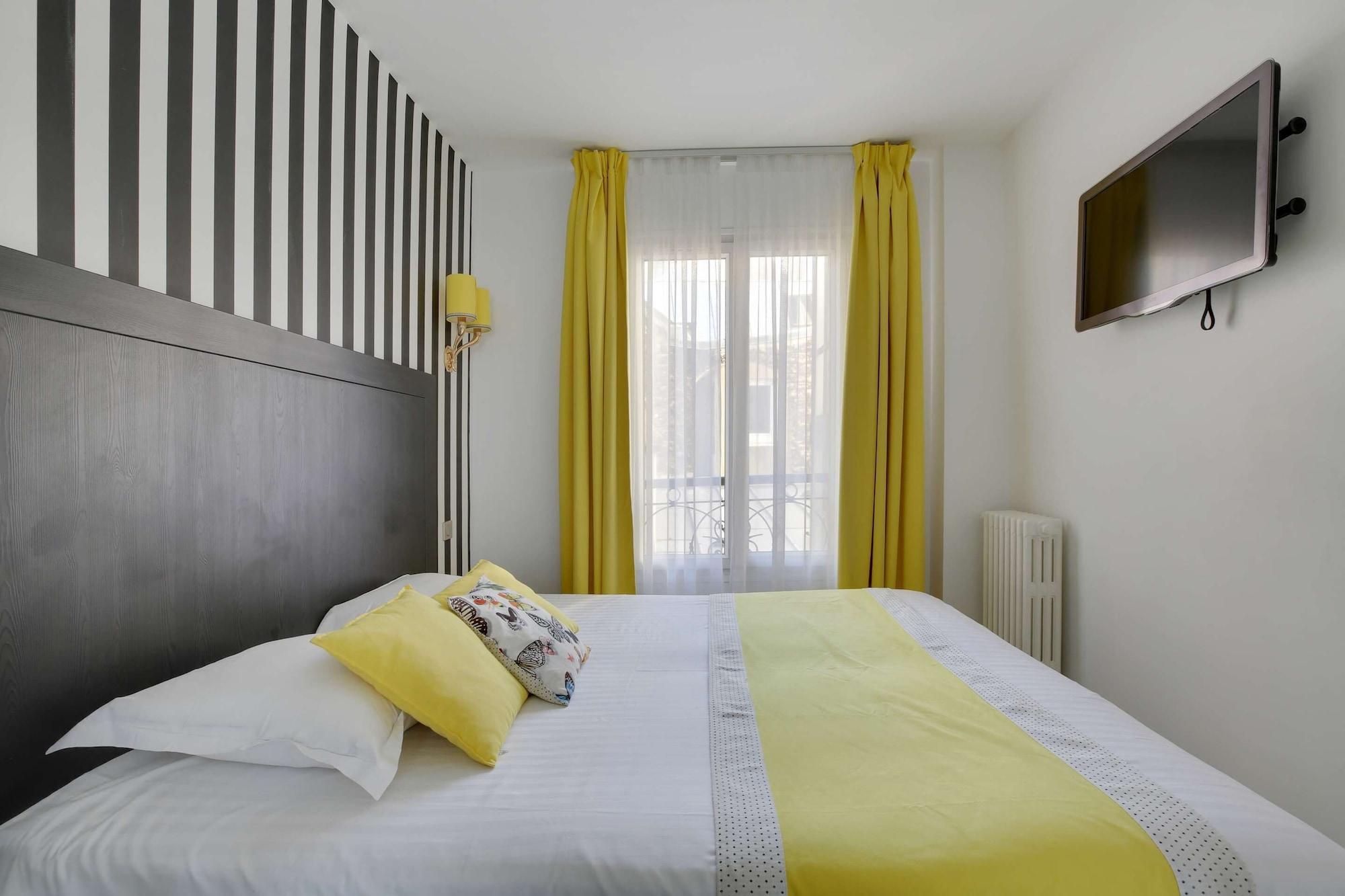 Hotel Riviera Elysees Paris Exterior photo